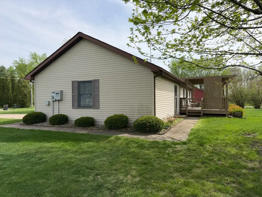 8923 Luann Drive S, Demotte, IN 46310 - #3