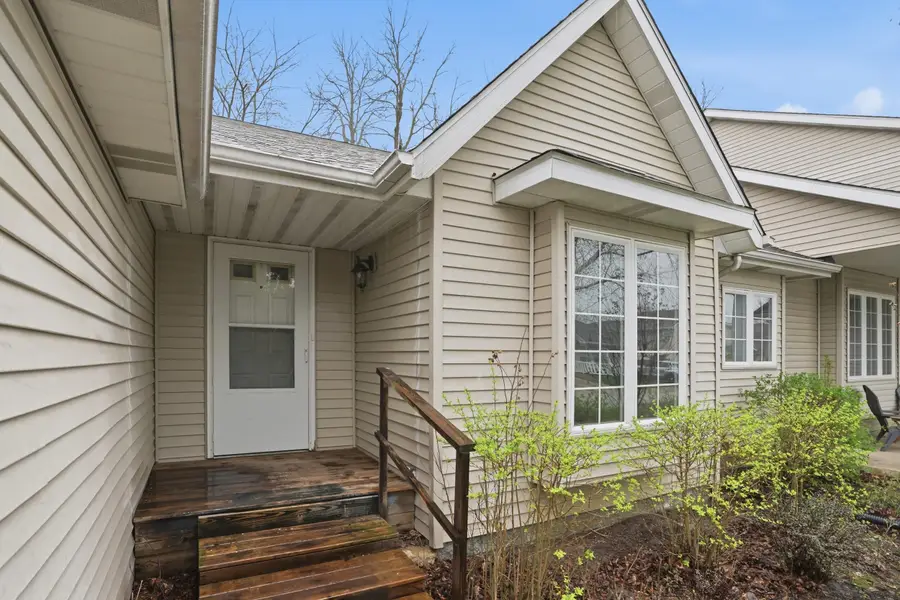 2410 Primrose Drive, Valparaiso, IN 46383 - #3