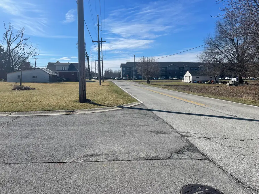 900 S Lake Park Avenue, Hobart, IN 46342 - #3