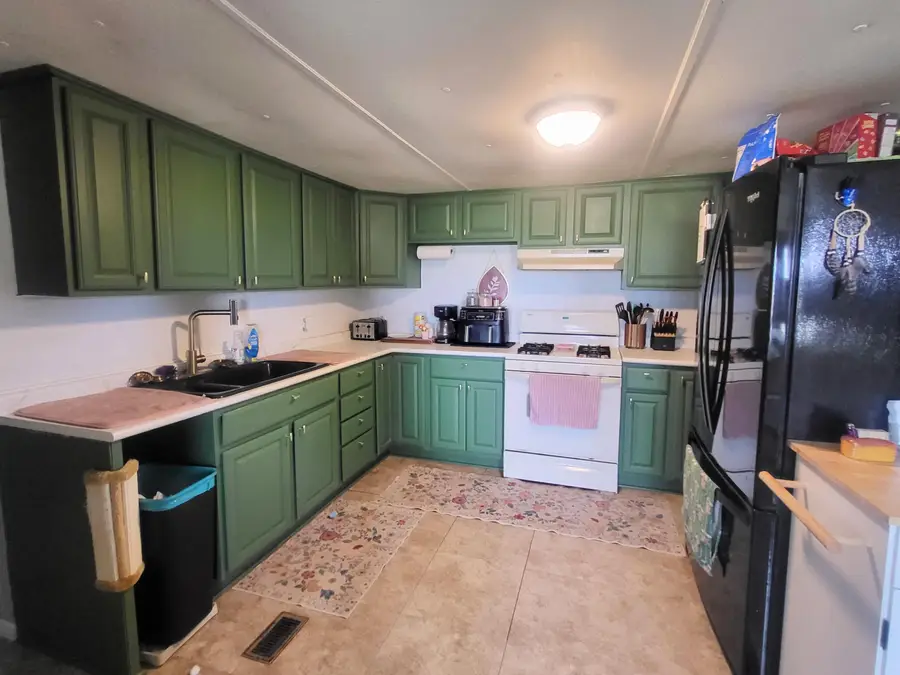 627 E Mccoysburg Road, Rensselaer, IN 47978 - #3