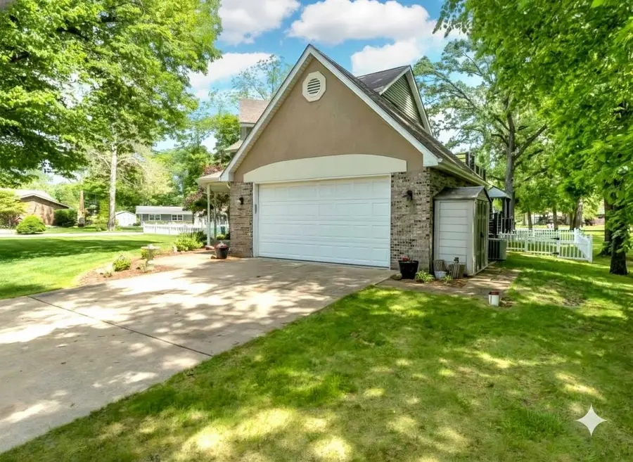 65 Deep River Drive, Hobart, IN 46342 - #3