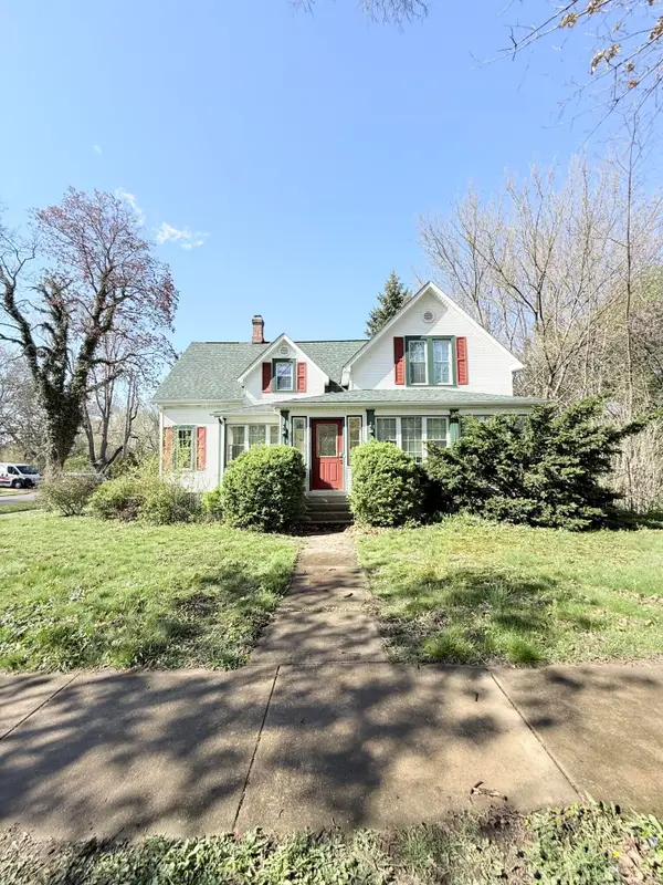 303 E Porter Avenue, Chesterton, IN 46304