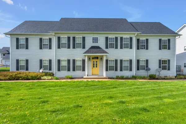 217 Prestwick Drive #B, Valparaiso, IN 46385