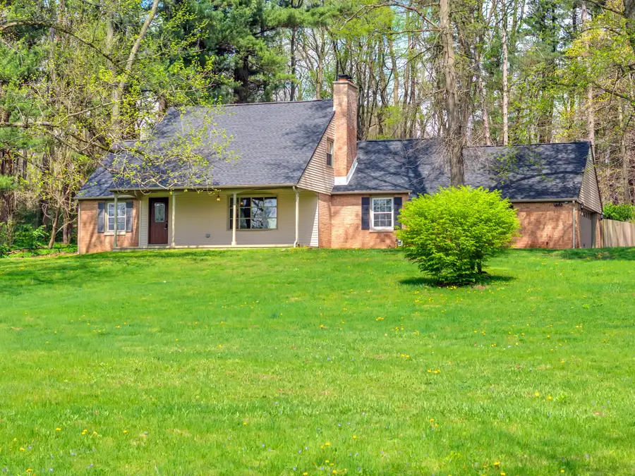 820 N 350 E, Valparaiso, IN 46383 - #2