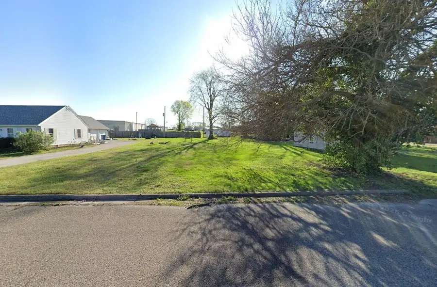 3205 N 13th 1/2 Street, Terre Haute, IN 47804 - #2