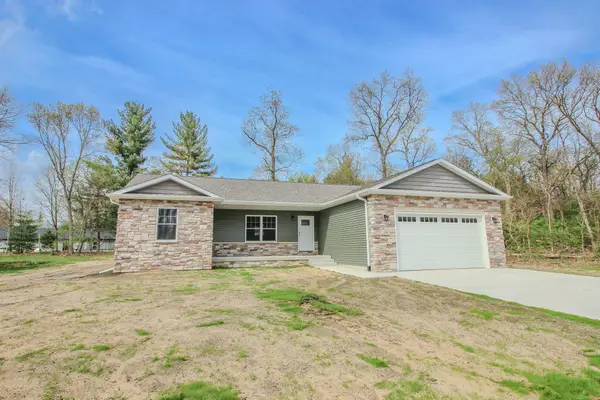 250 E Pine Street, Wheatfield, IN 46392