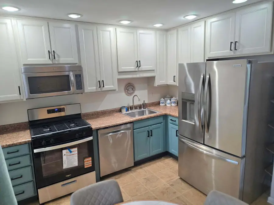 415 W 600 N, Valparaiso, IN 46385 - #3