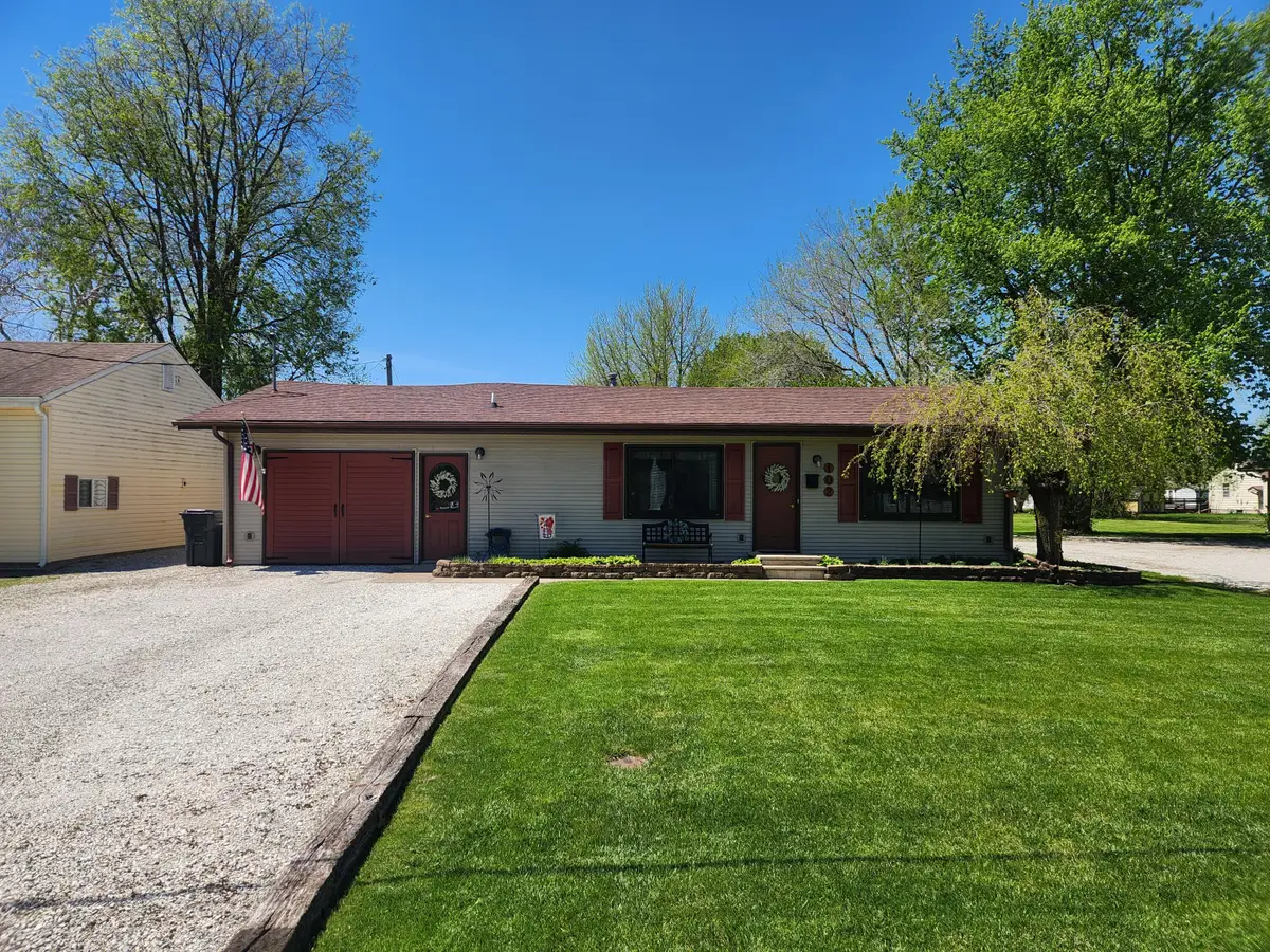 102 N Scott Street, Rensselaer, IN 47978 - #1