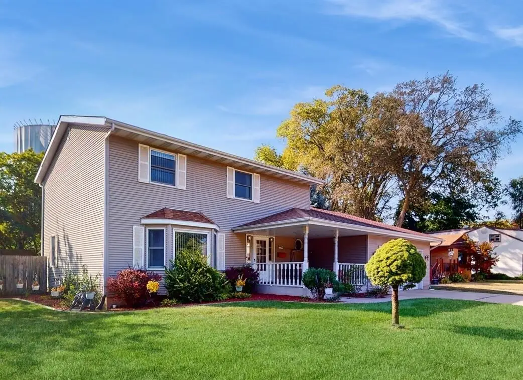 8844 Oakwood Avenue, Munster, IN 46321 - #1