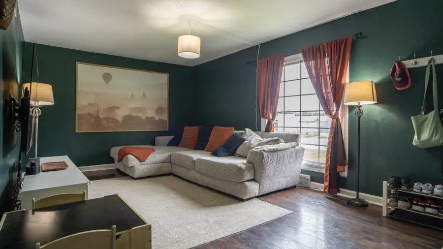 1001 W 38th Avenue, Hobart, IN 46342 - #3