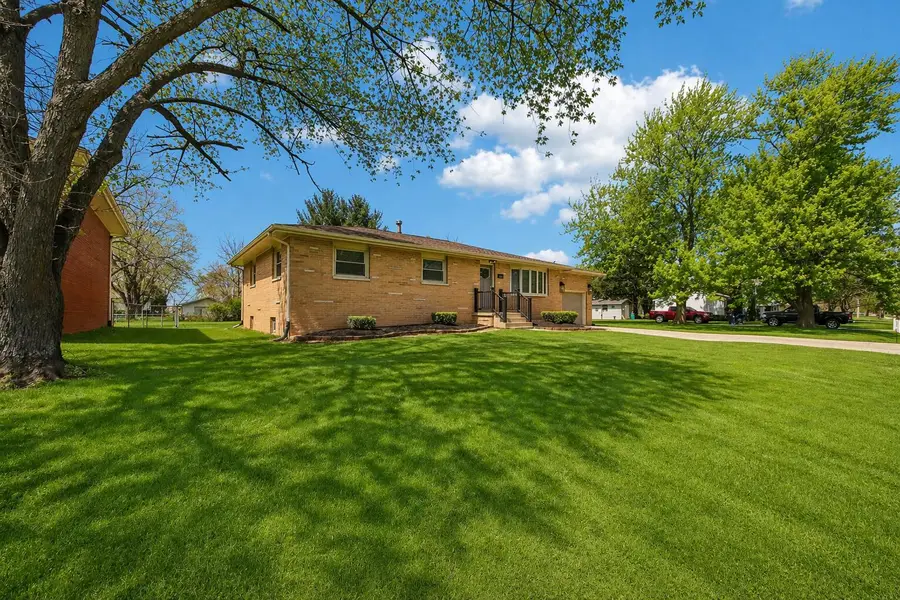 6396 Vermont Street, Merrillville, IN 46410 - #3