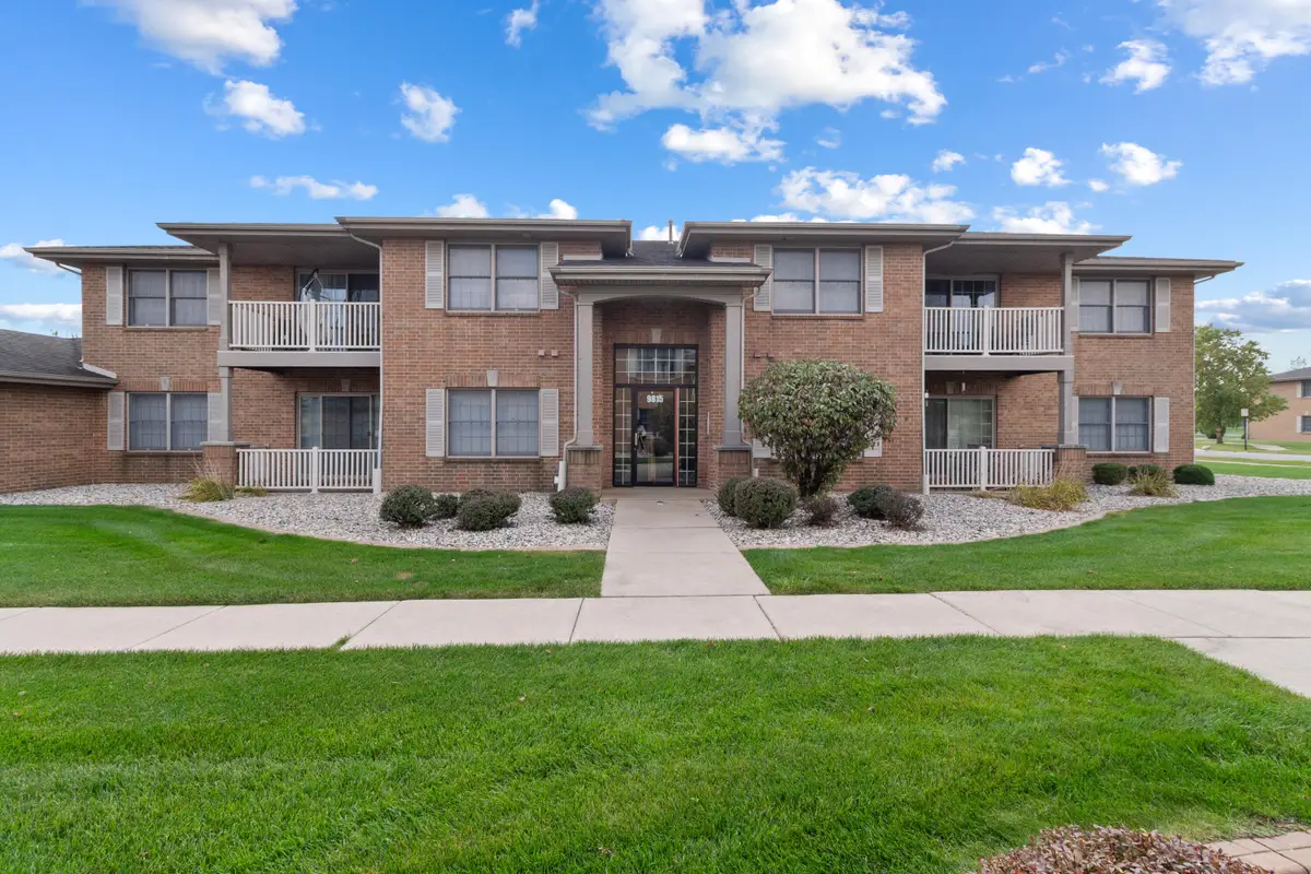 9815 Wildwood Court #2c, Highland, IN 46322 - #1