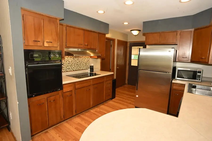 2405 Linden Drive, Valparaiso, IN 46383 - #3