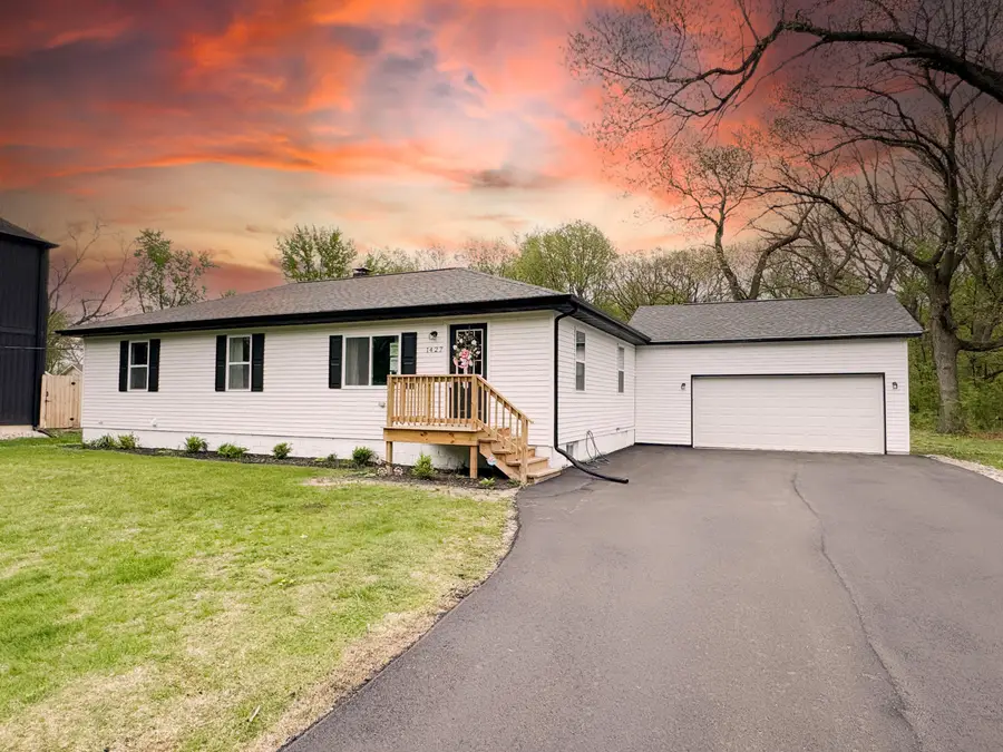 1427 Austin Avenue, Schererville, IN 46375 - #2