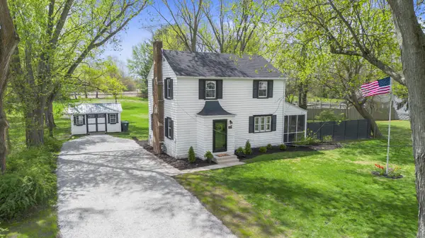 2605 E 73rd Avenue, Merrillville, IN 46410