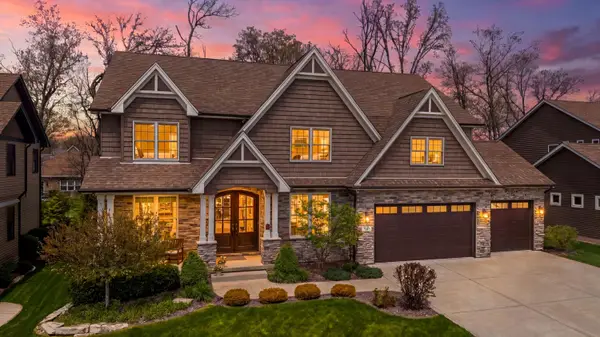 2145 Copper Creek Drive, Crown Point, IN 46307