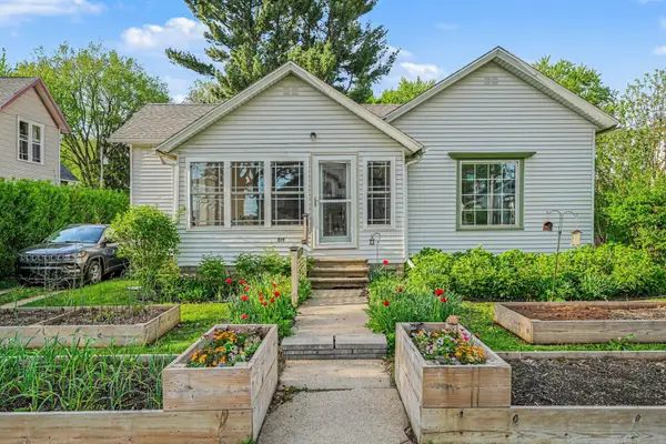 819 E Jefferson Street, Valparaiso, IN 46383