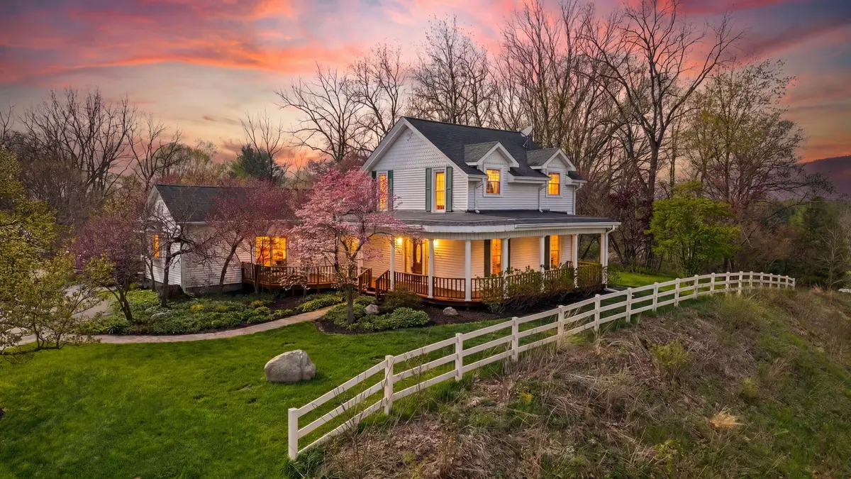 8 Smoke Road, Valparaiso, IN 46385 - #1