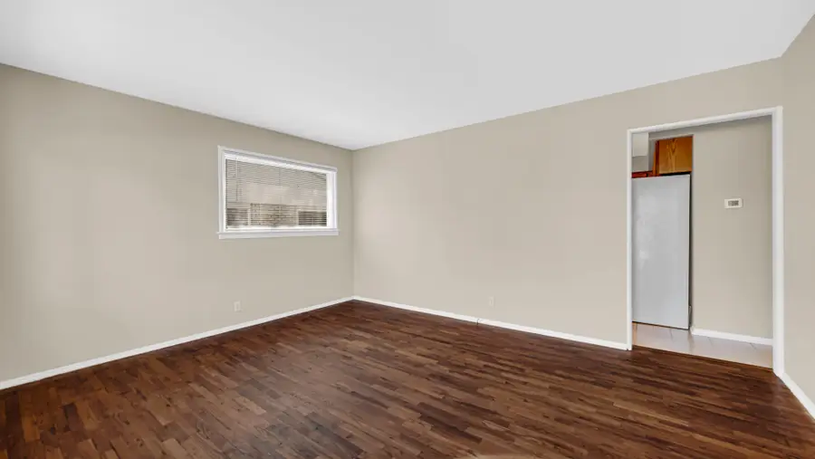 410 S 12th Street, Chesterton, IN 46304 - #3