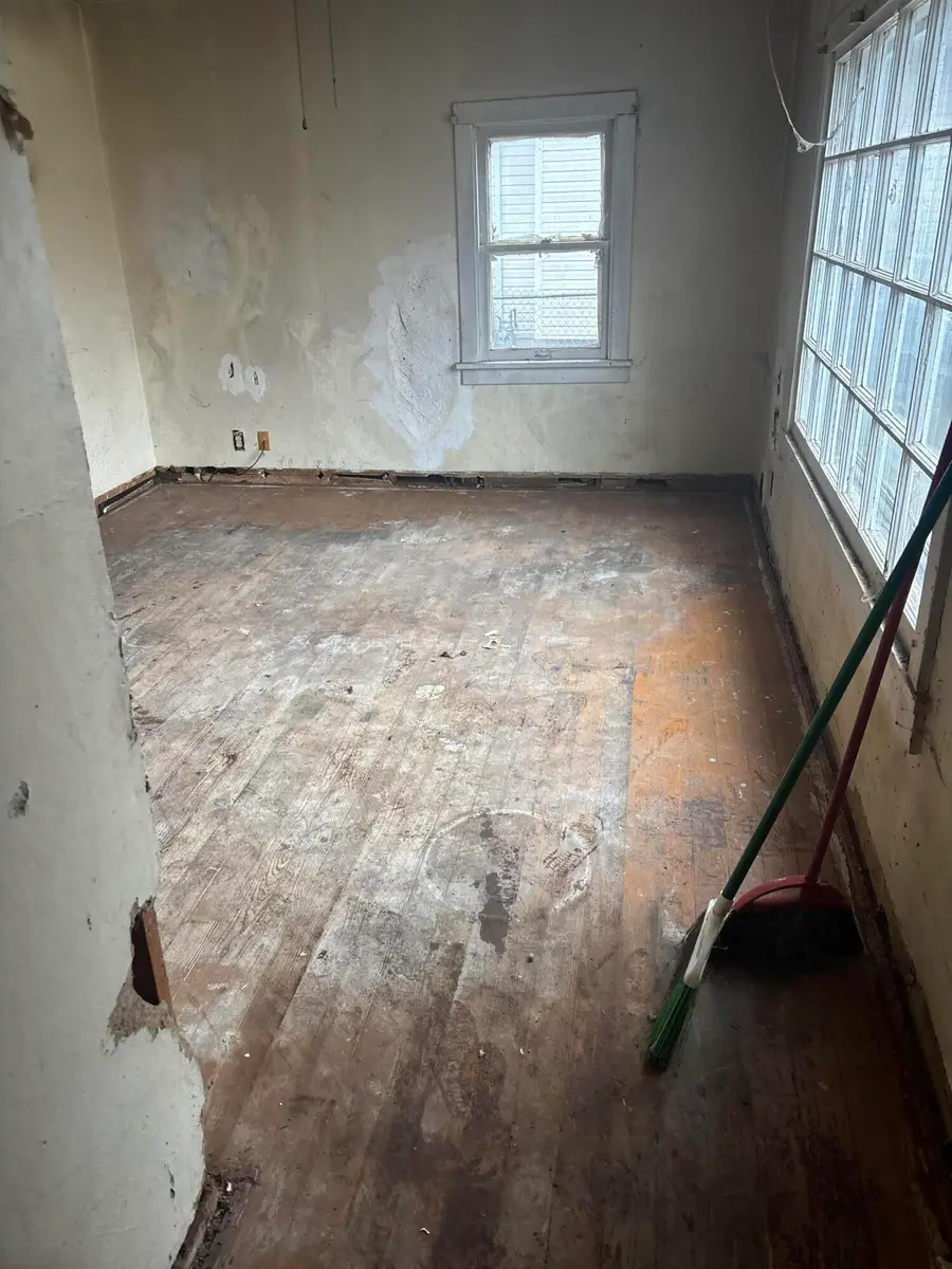 2928 Woodrow Avenue, Michigan City, IN 46360 - #3