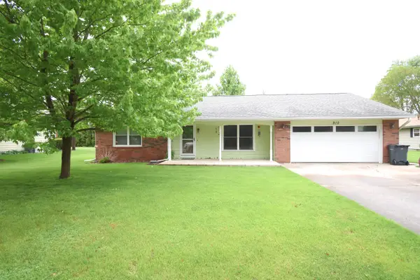 910 E Stewart Drive, Rensselaer, IN 47978