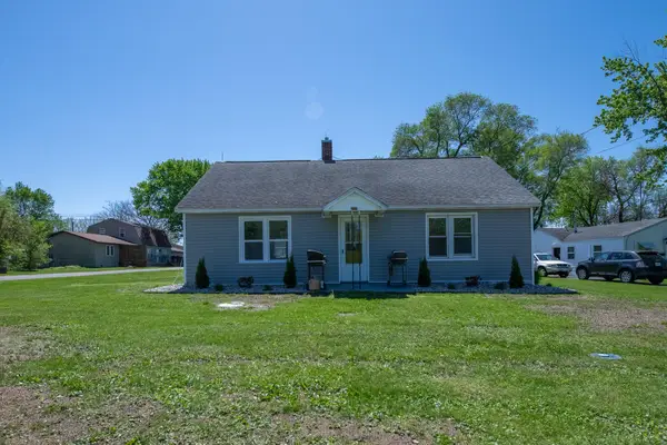 207 Arlington Avenue, North Judson, IN 46366