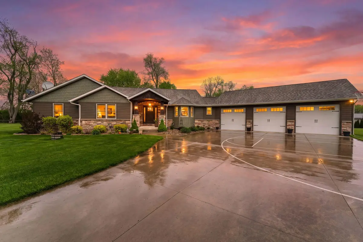 2737 S Smithfield Court, La Porte, IN 46350 - #1