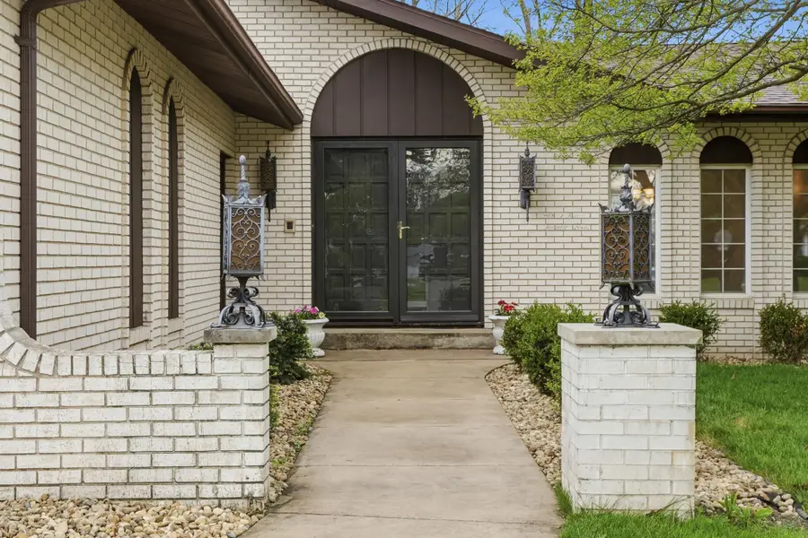 2224 Robinhood Boulevard, Schererville, IN 46375 - #2