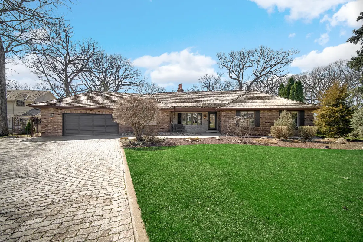 9894 W Oakridge, Saint John, IN 46373 - #1