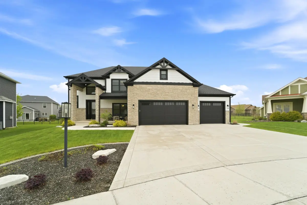 825 Schilling Drive, Crown Point, IN 46307 - #1