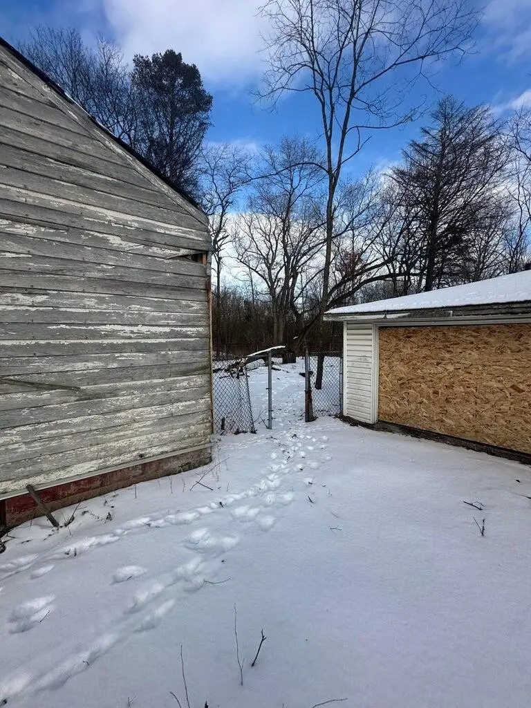 2001 Hovey Place, Gary, IN 46406 - #3