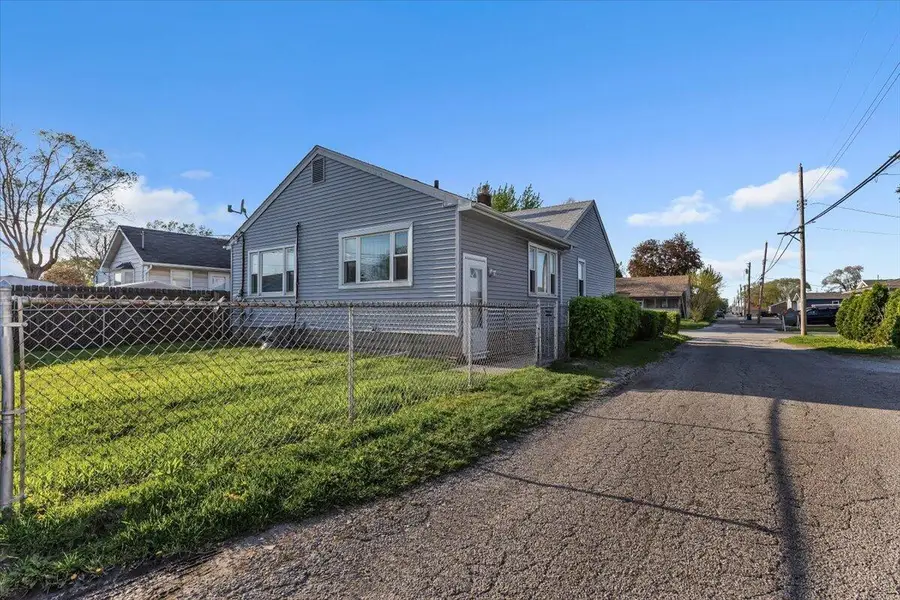 2736 Ross Street, Highland, IN 46322 - #2