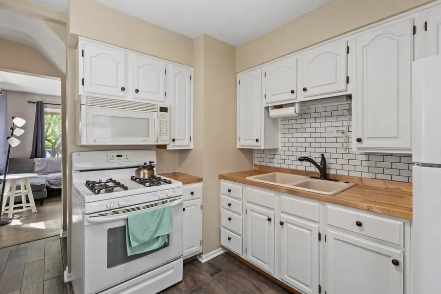 7405 Howard Avenue, Hammond, IN 46324 - #3