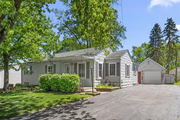 1804 Burlington Beach Road, Valparaiso, IN 46383