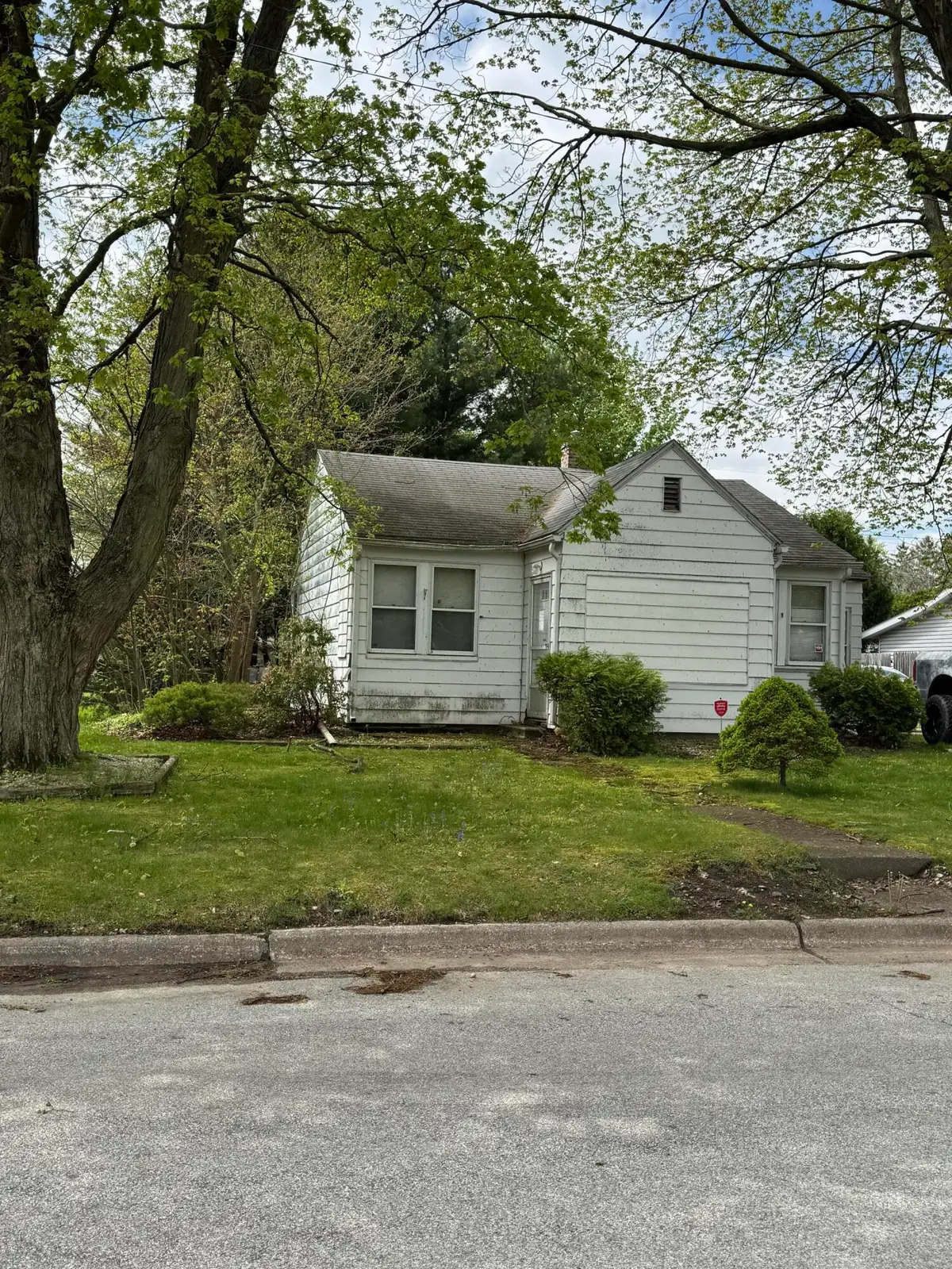 1308 Greenway Street, La Porte, IN 46350 - #1