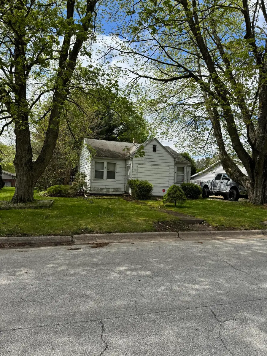 1308 Greenway Street, La Porte, IN 46350 - #3