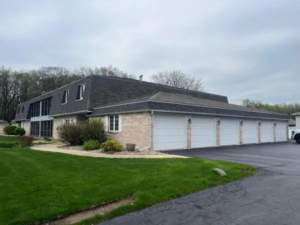 772 Hidden Oak Trail #1b, Hobart, IN 46342