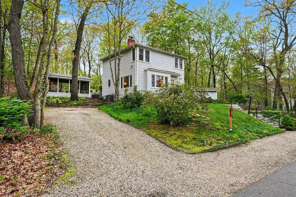 107 W Stillwater Avenue, Beverly Shores, IN 46301 - #1