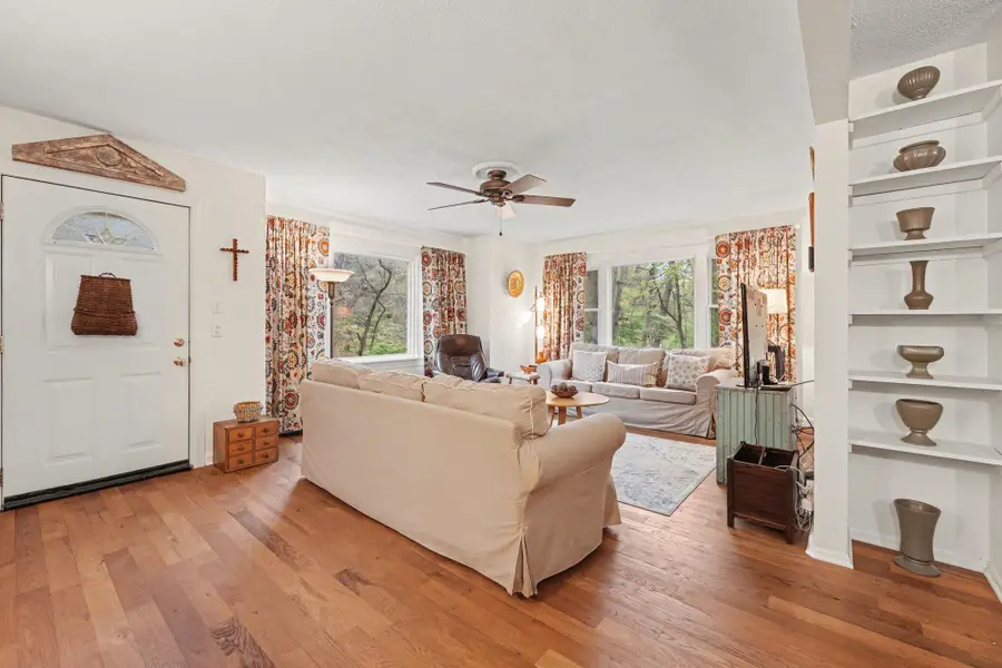 107 W Stillwater Avenue, Beverly Shores, IN 46301 - #3