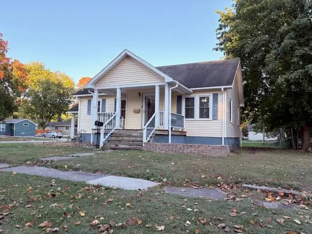 809 N 3rd Street, Kentland, IN 47951 - #1