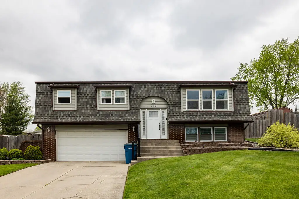 717 Cottonwood Drive, Dyer, IN 46311 - #1