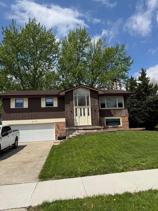 8430 Bell Street, Crown Point, IN 46307