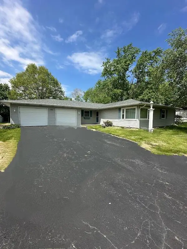 582 N 50 W, Valparaiso, IN 46385