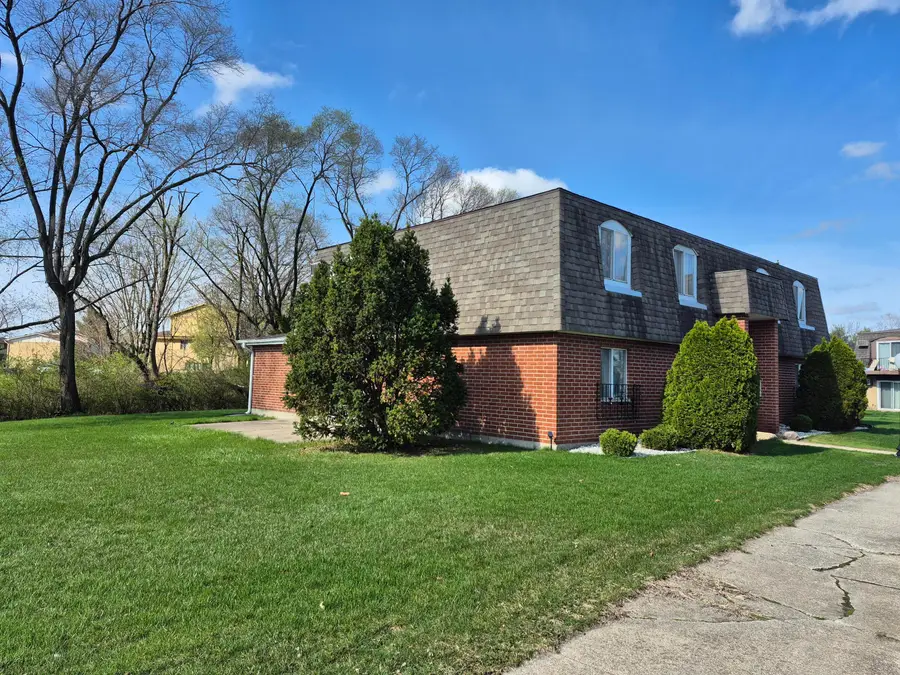 8137 Pine Island Terrace #N, Crown Point, IN 46307 - #2