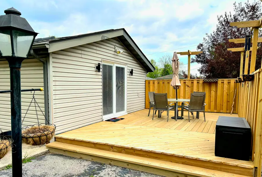 1901 N Rensselaer Avenue, Griffith, IN 46319 - #3