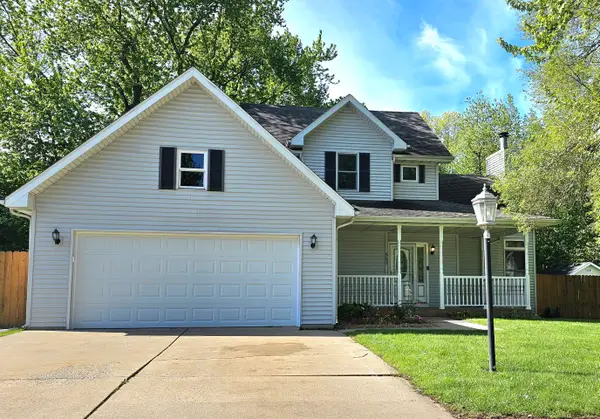 503 Oakwood Drive, Chesterton, IN 46304