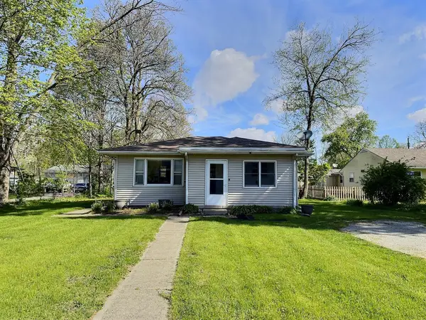 203 E Indiana Avenue, Kouts, IN 46347