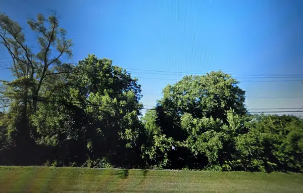 745 E 61st Approx, Merrillville, IN 46410