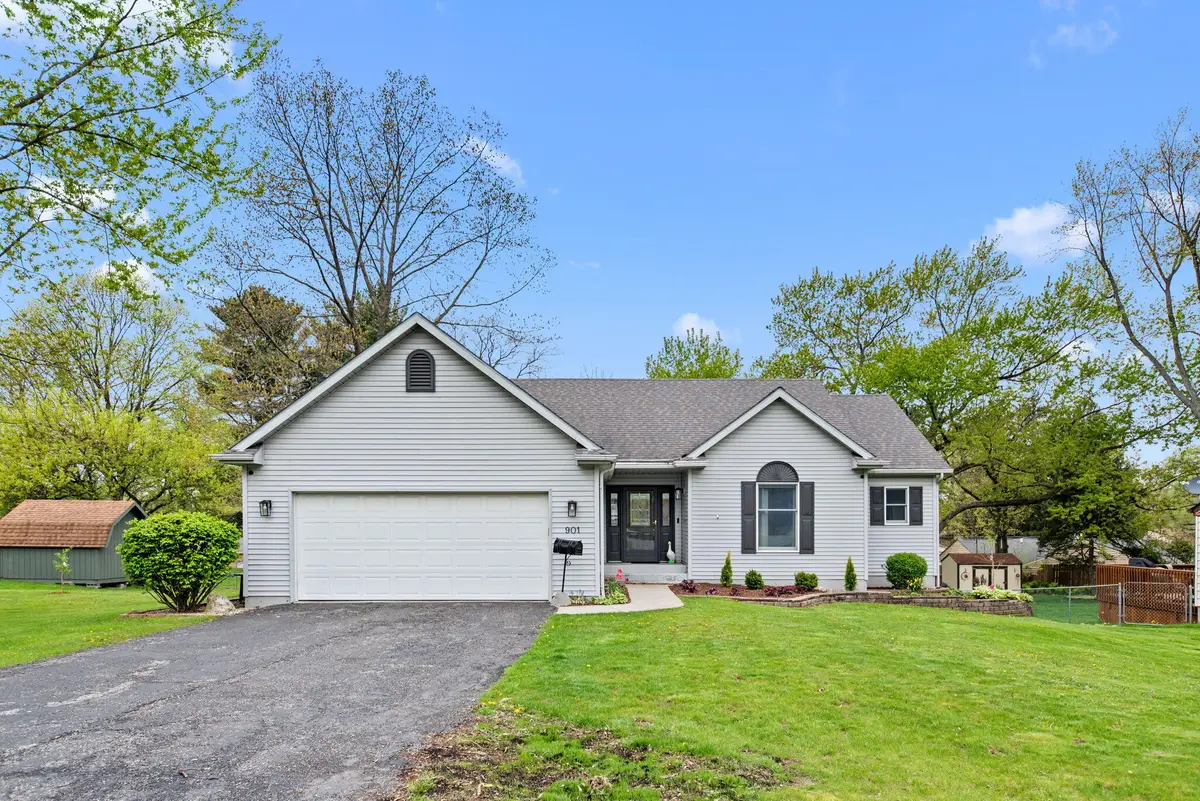 901 Milton Street, Valparaiso, IN 46385 - #1