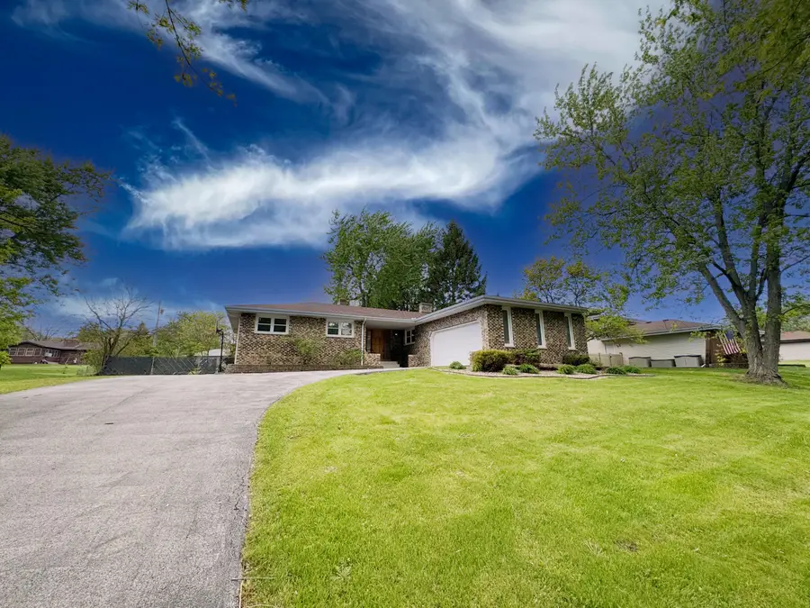 9616 Olcott Avenue, Saint John, IN 46373 - #2